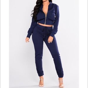 CHIC JOGGER SUIT!!!
